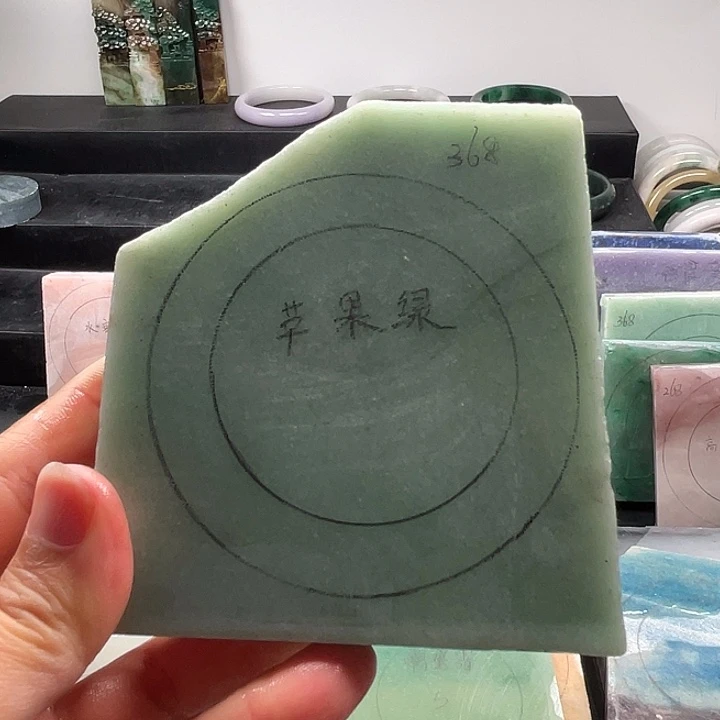 石英质玉未镶嵌手镯定制