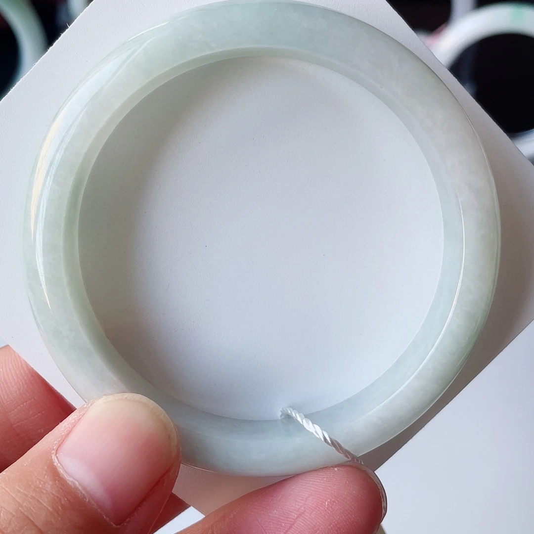 翡翠未镶嵌手镯594