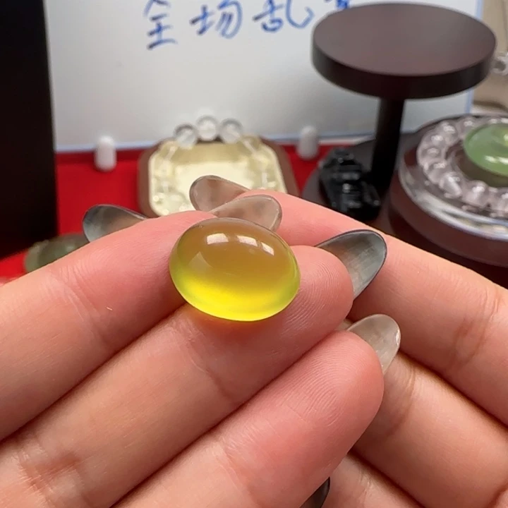 合金蛇纹石玉颈饰