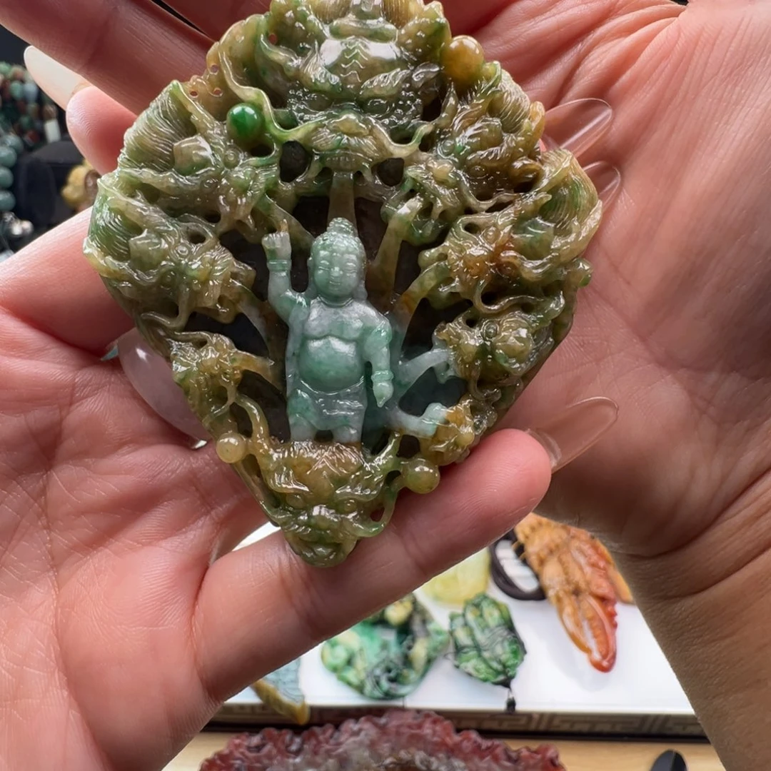 未镶嵌挂件翡翠天然缅甸