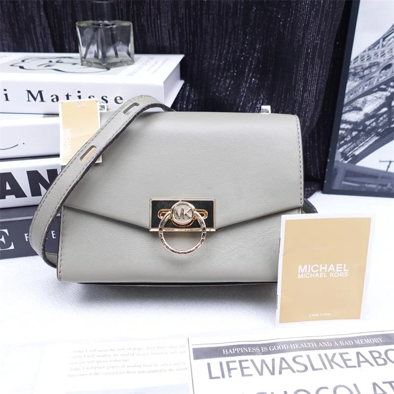 95新 MICHAELKORS/迈克高仕  绿色 牛皮革 单肩包/T_ZY0000396081