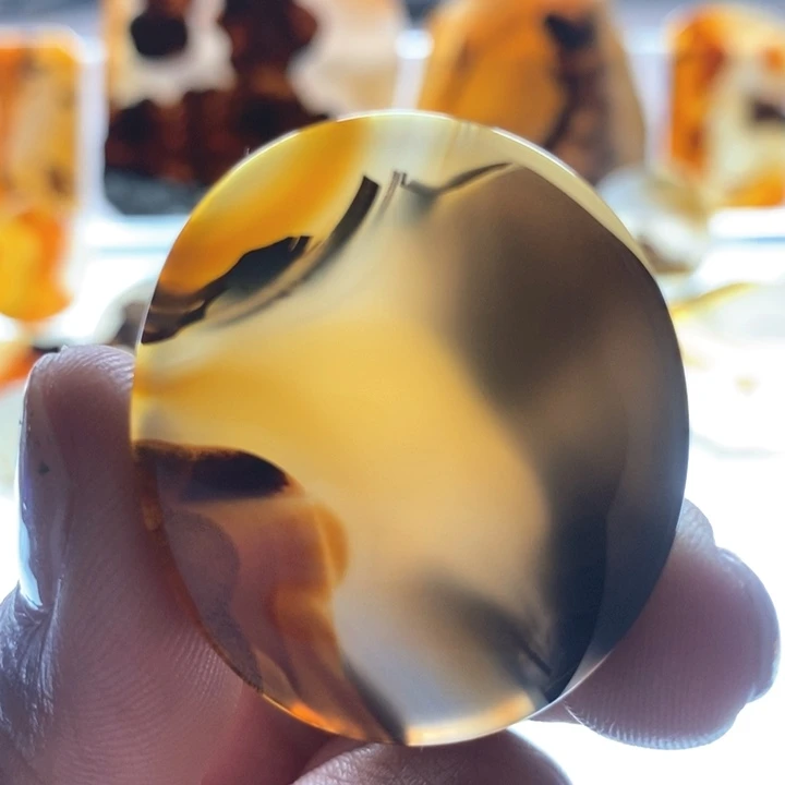 玛瑙/玉髓颈饰未镶嵌