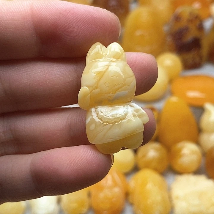 未镶嵌颈饰琥珀琥珀蜜蜡吊坠