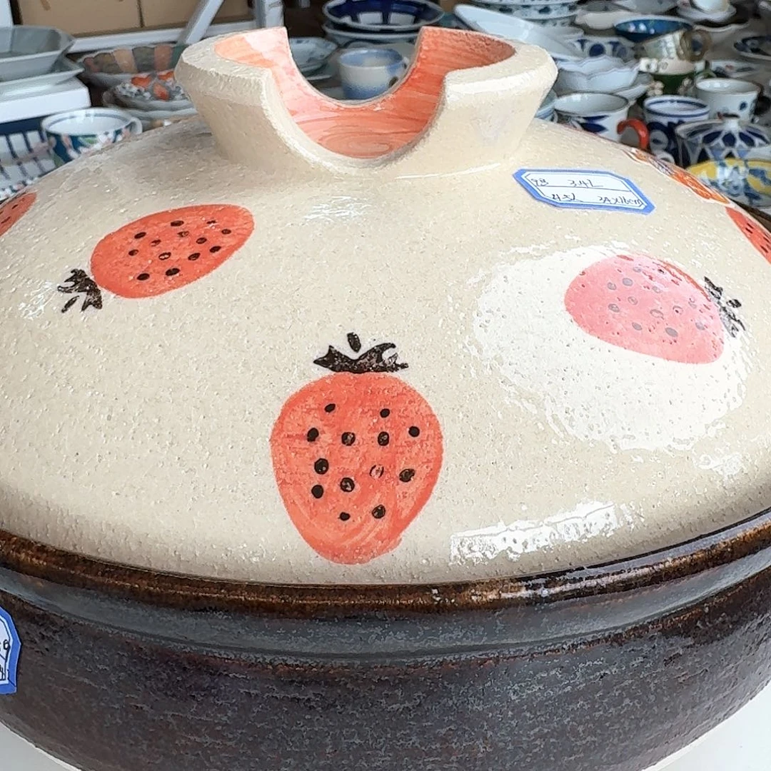 瓷片1只万古烧9号砂锅，3.4升