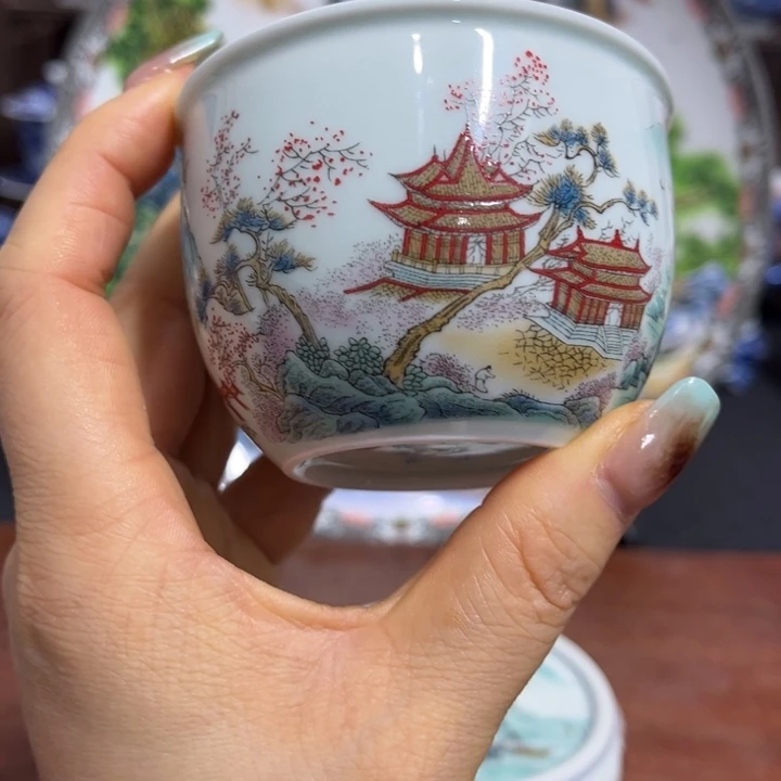 陶景德镇瓷器博物研究员
