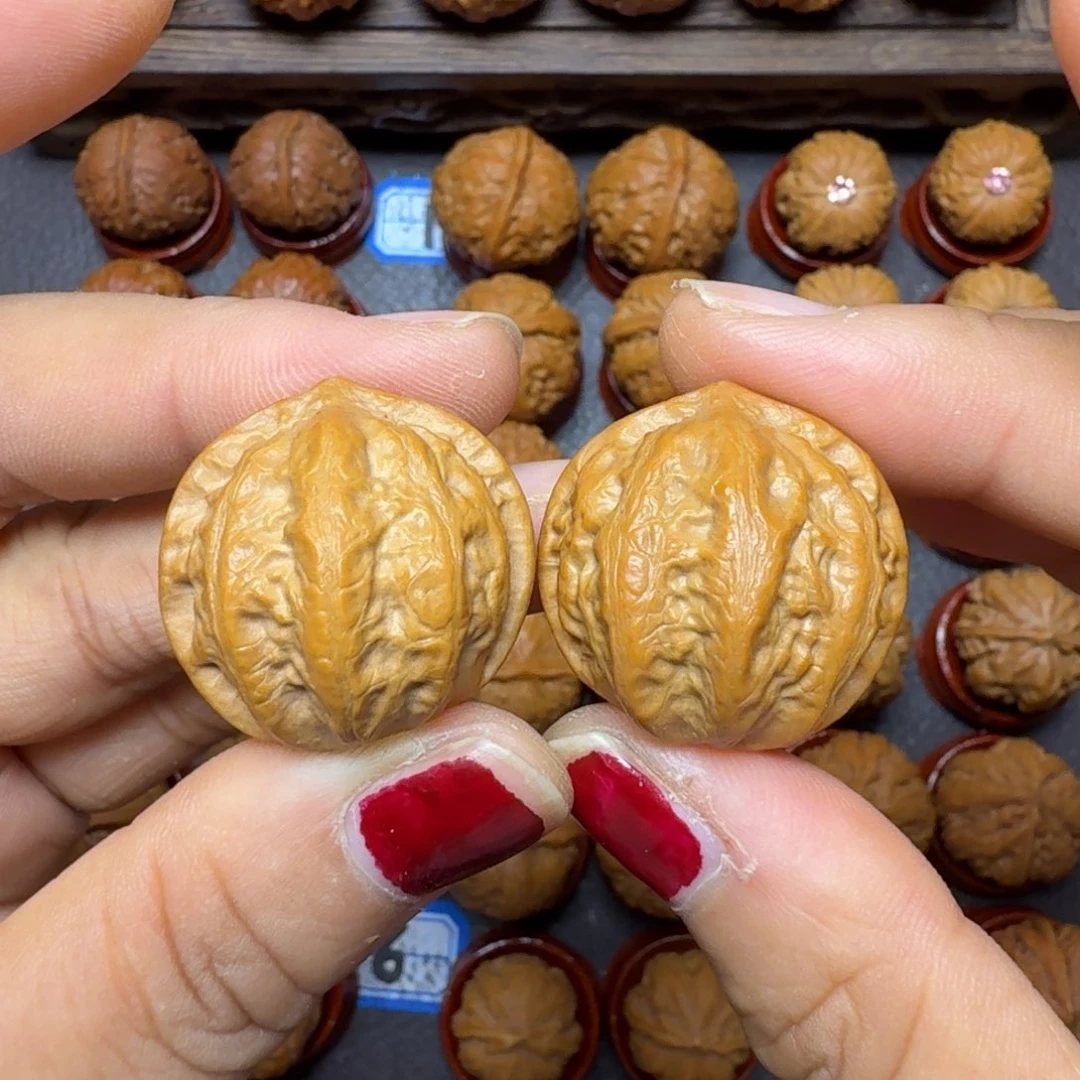 文玩核桃把件27尺桃心宫灯021