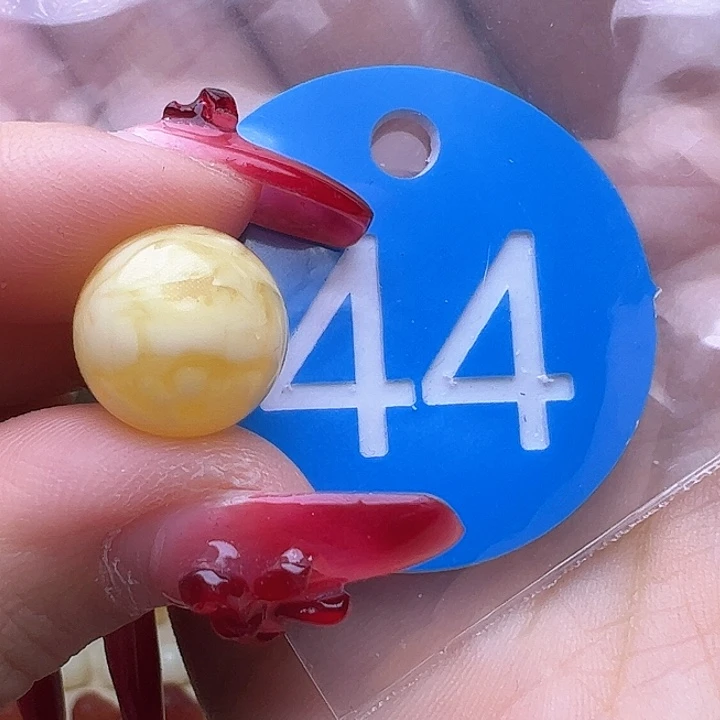 蜜蜡裸石未镶嵌微瑕 12mm 圆珠
