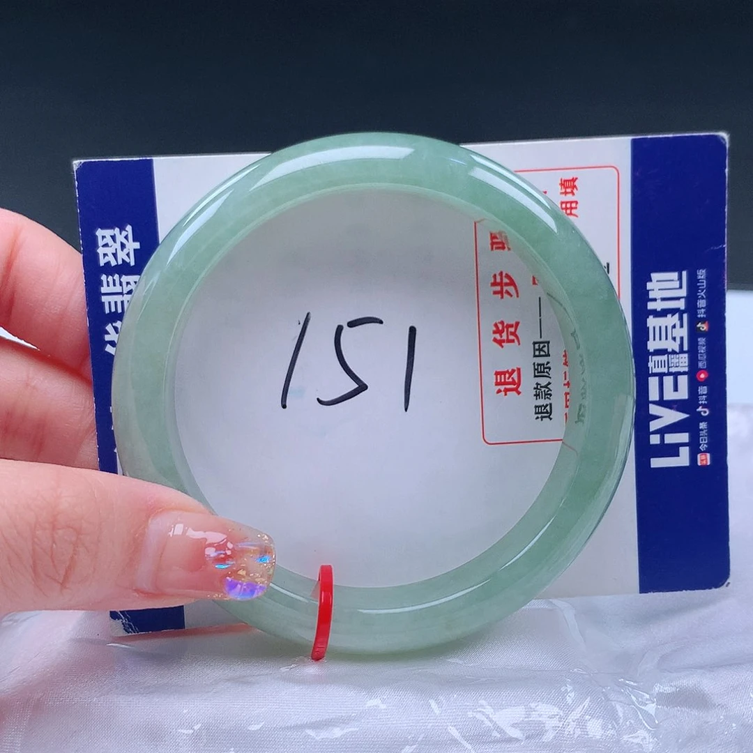 翡翠手镯未镶嵌000898手镯