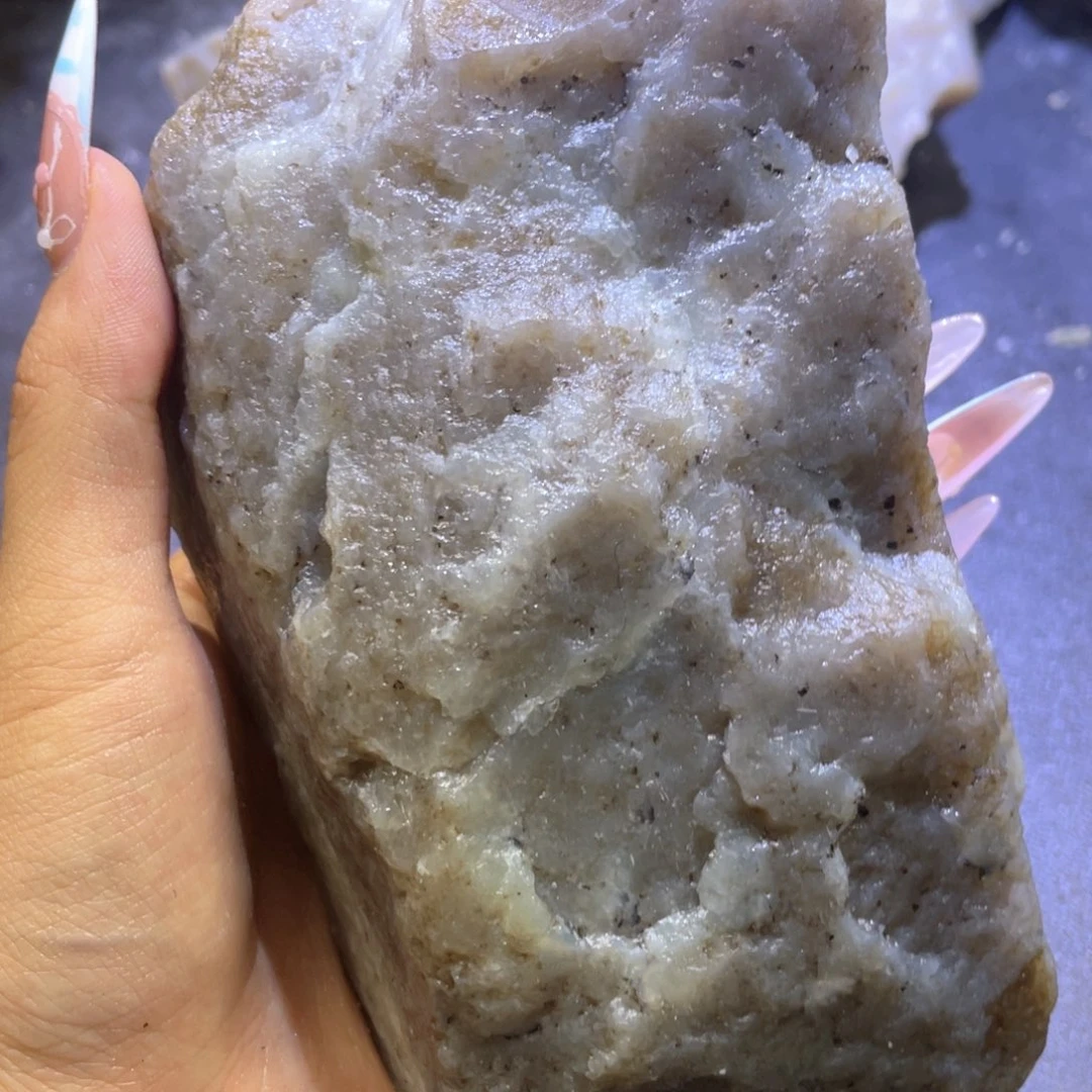 未镶嵌和田玉（糖玉）珠宝半成品