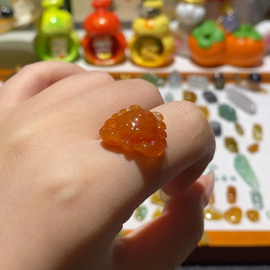 颈饰未镶嵌翡翠螃蟹
