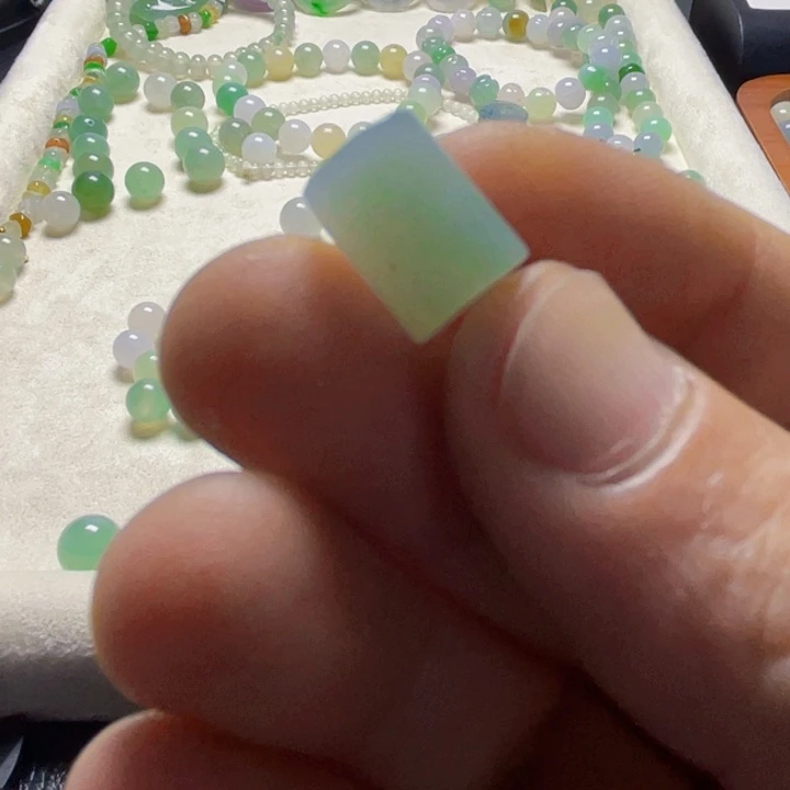 翡翠未镶嵌颈饰天然缅甸翡翠A货