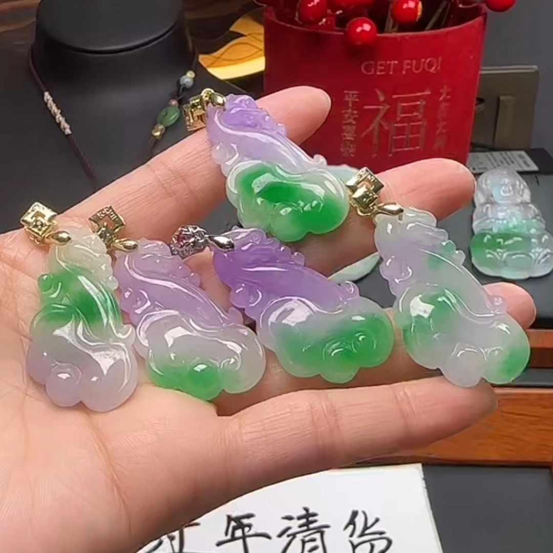 冰种糯种黄加绿白底青春彩翡翠挂件吊坠男女多样性发货气质百搭