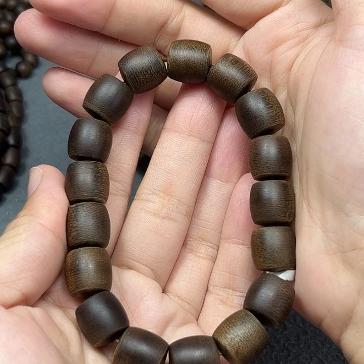 沉香手串白棋玉化1.2