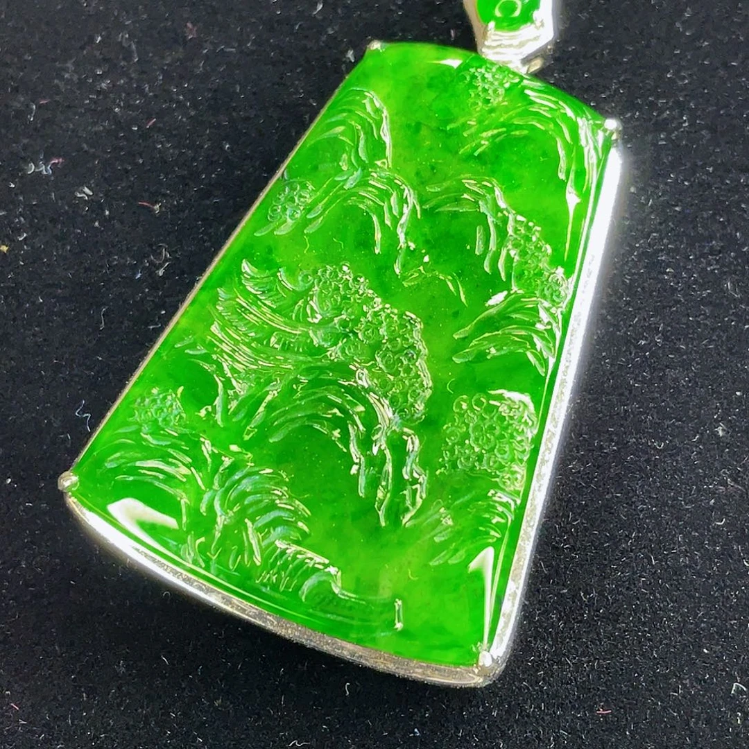 翡翠未镶嵌吊坠(不含链)