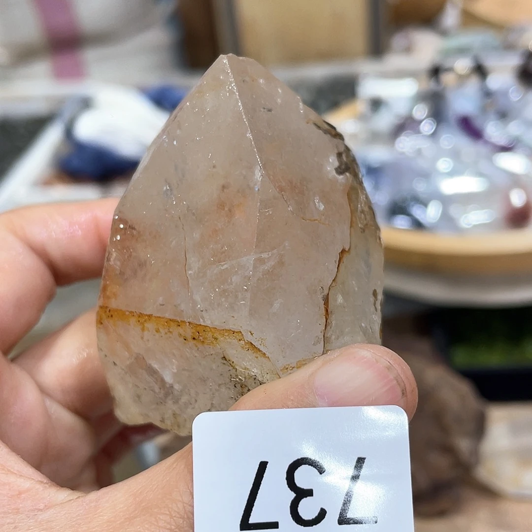 水晶摆件……未镶嵌