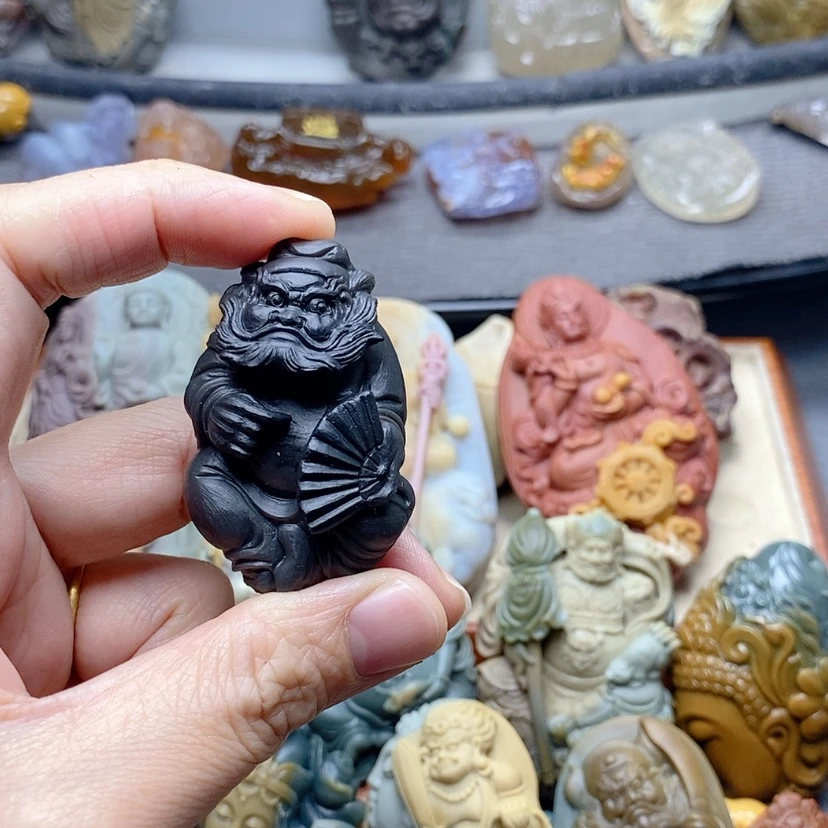 【闪购商品】定制石英质玉吊坠未镶嵌