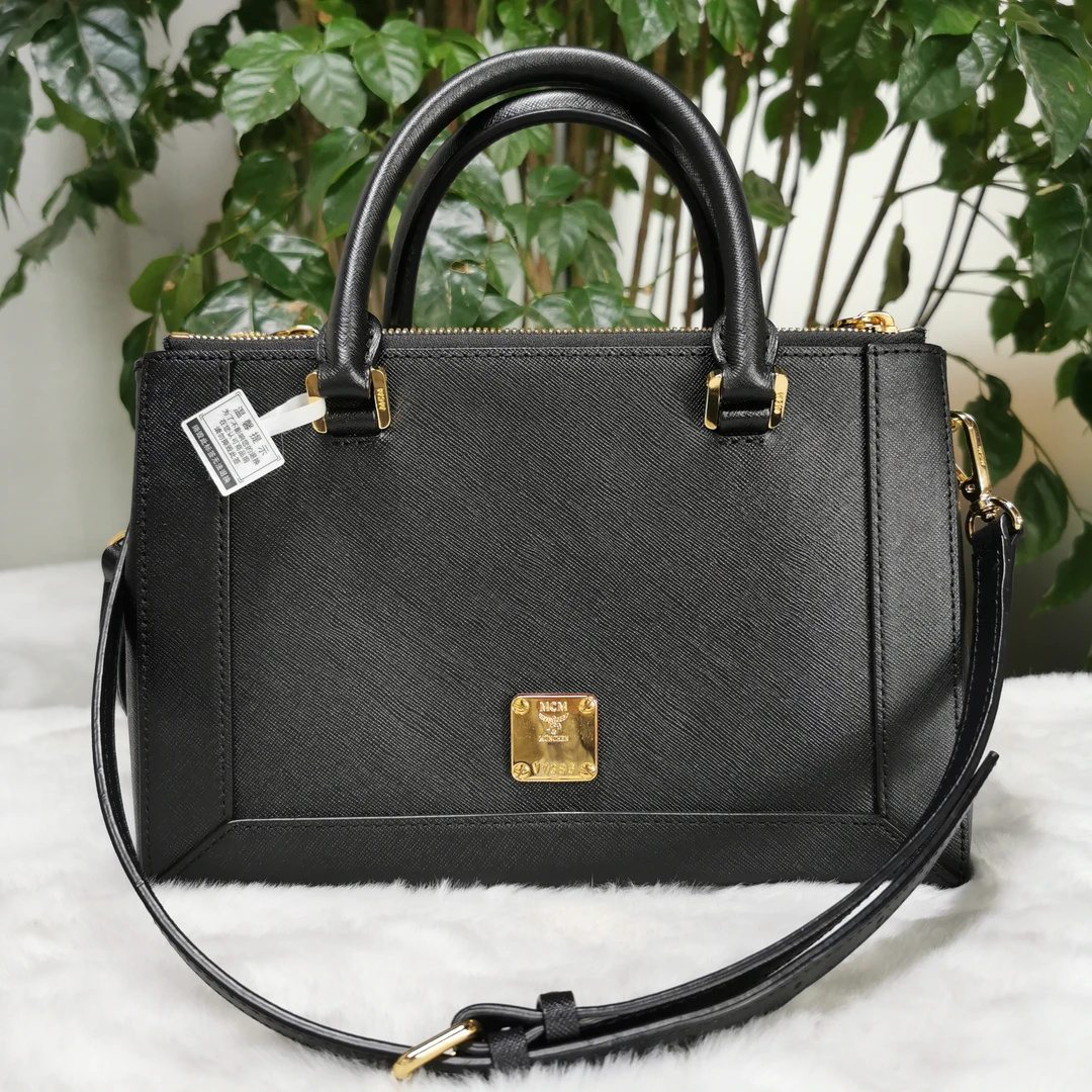 99新 MCM MCM九成新时尚手提包适合日常出行