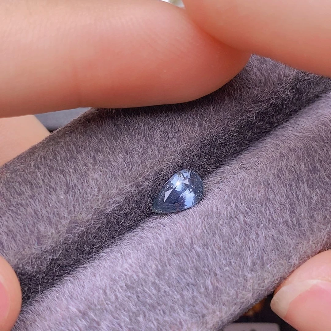 裸石蓝宝石CGRL证书无烧水鸭色1.00ct/0070