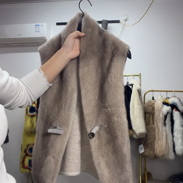 狐狸毛狐狸皮整貂马甲 后背针织