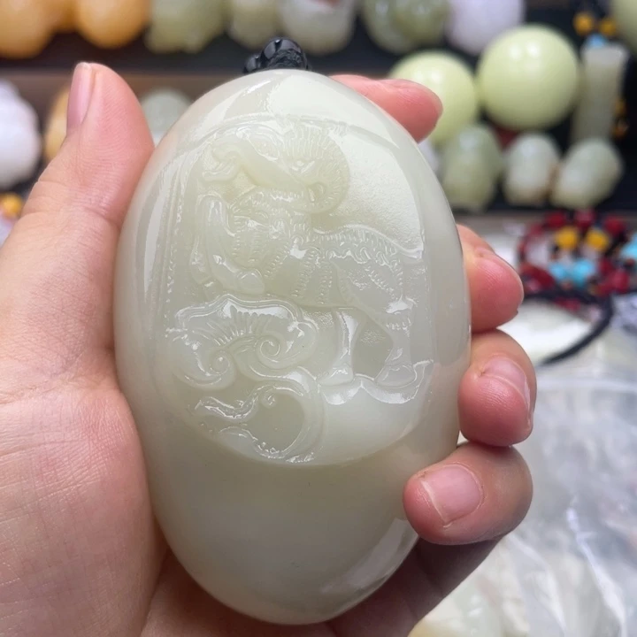 福***缘石材天然古青石手把件