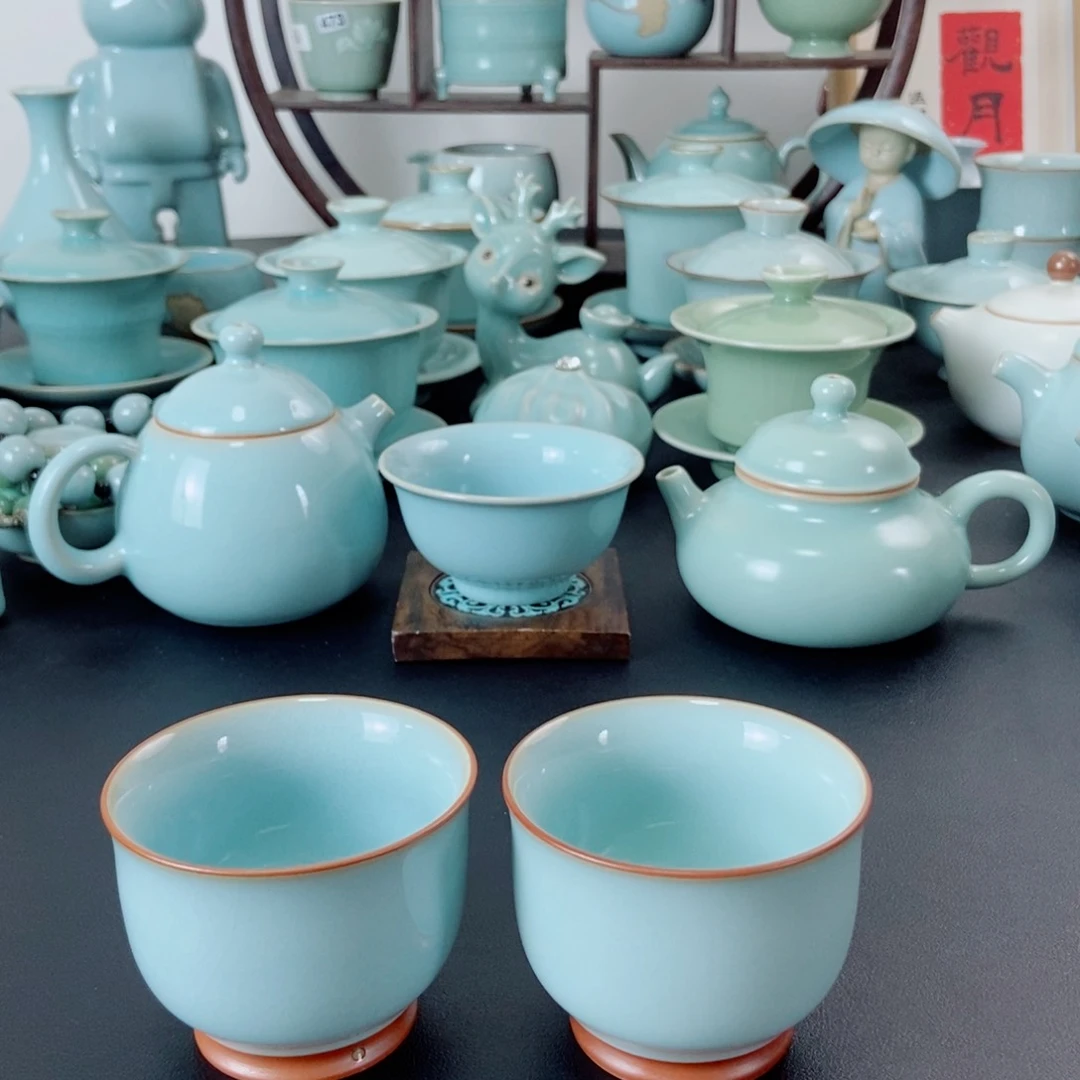 壶微瑕天青釉问清杯2只