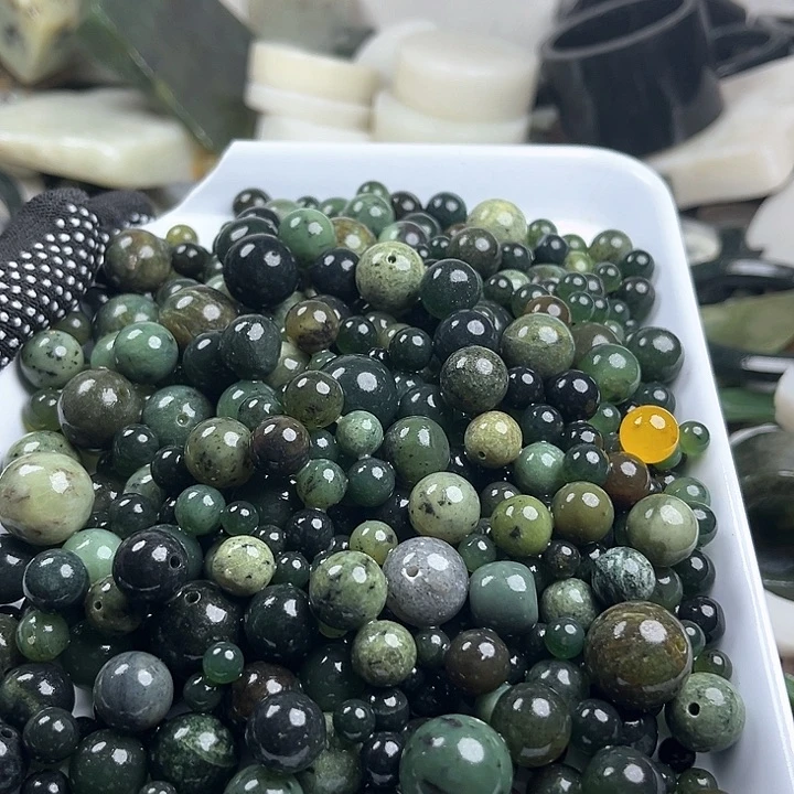 和田玉（糖玉）和田玉边角料9K金镶嵌用***3