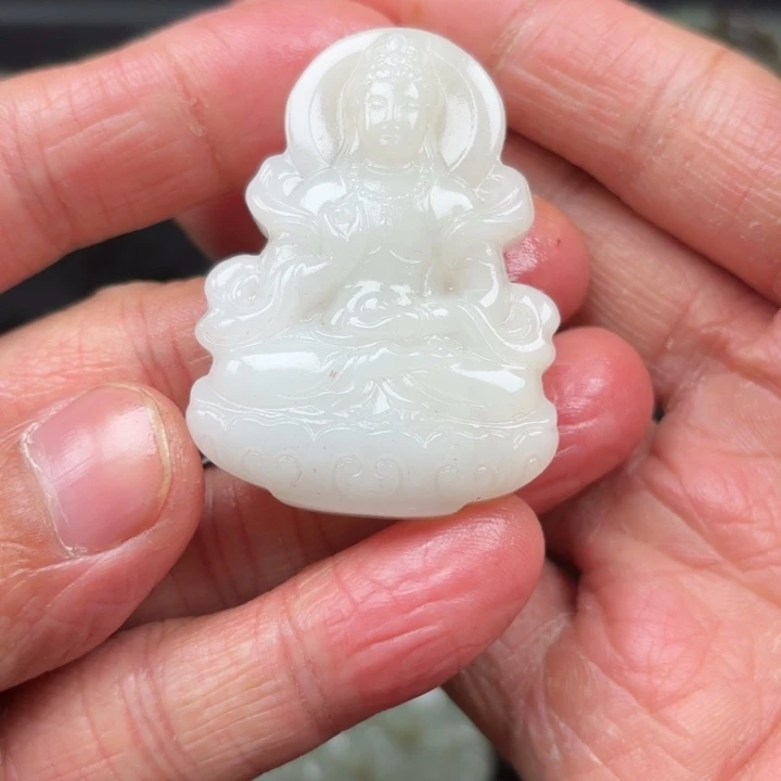 和田玉吊坠未镶嵌