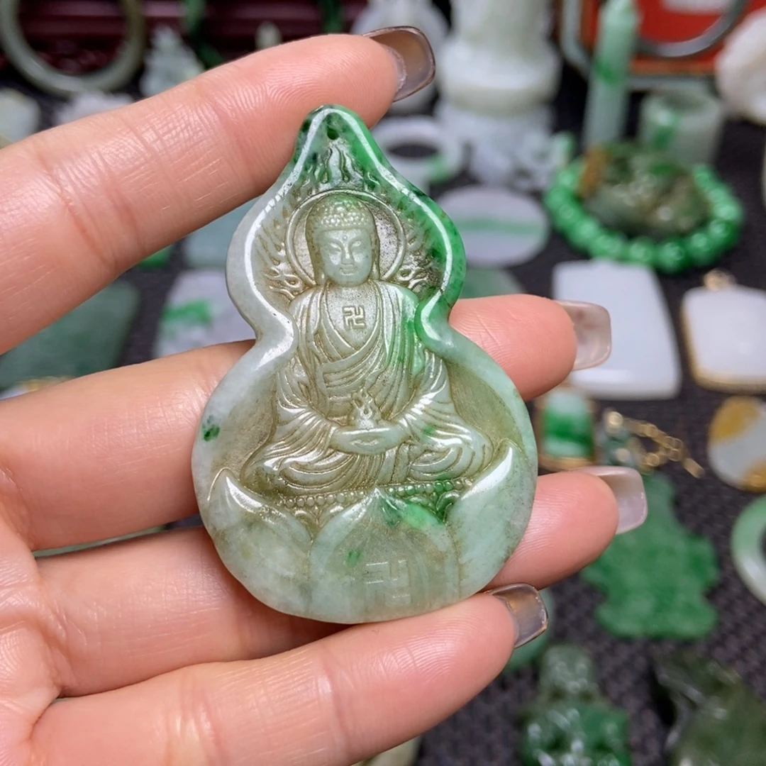 翡翠未镶嵌挂件清