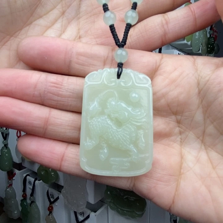 永***乐和田玉未镶嵌颈饰