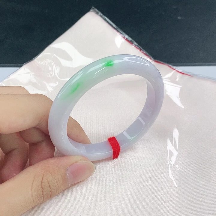 翡翠未镶嵌手镯圈56。04044