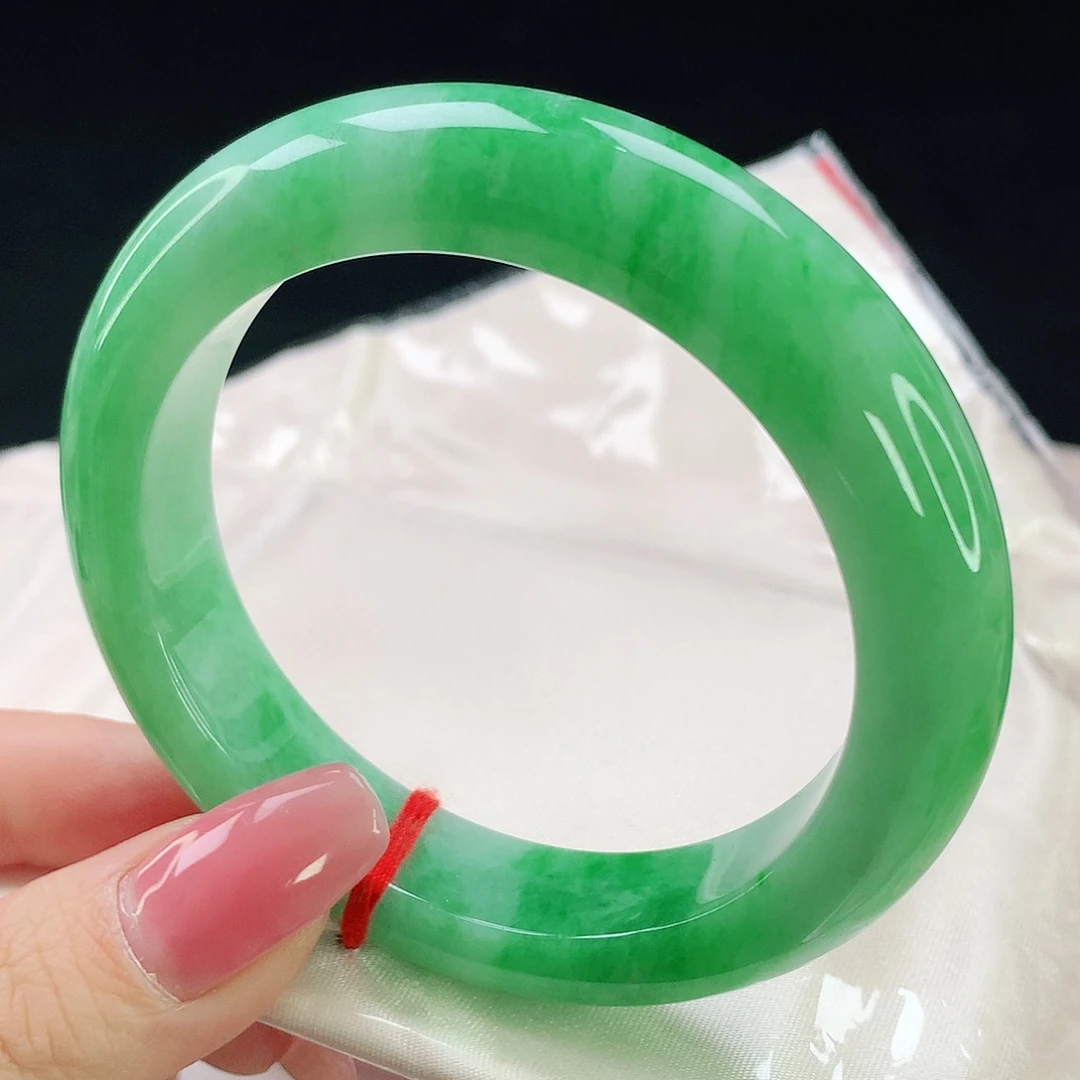 未镶嵌手镯翡翠652