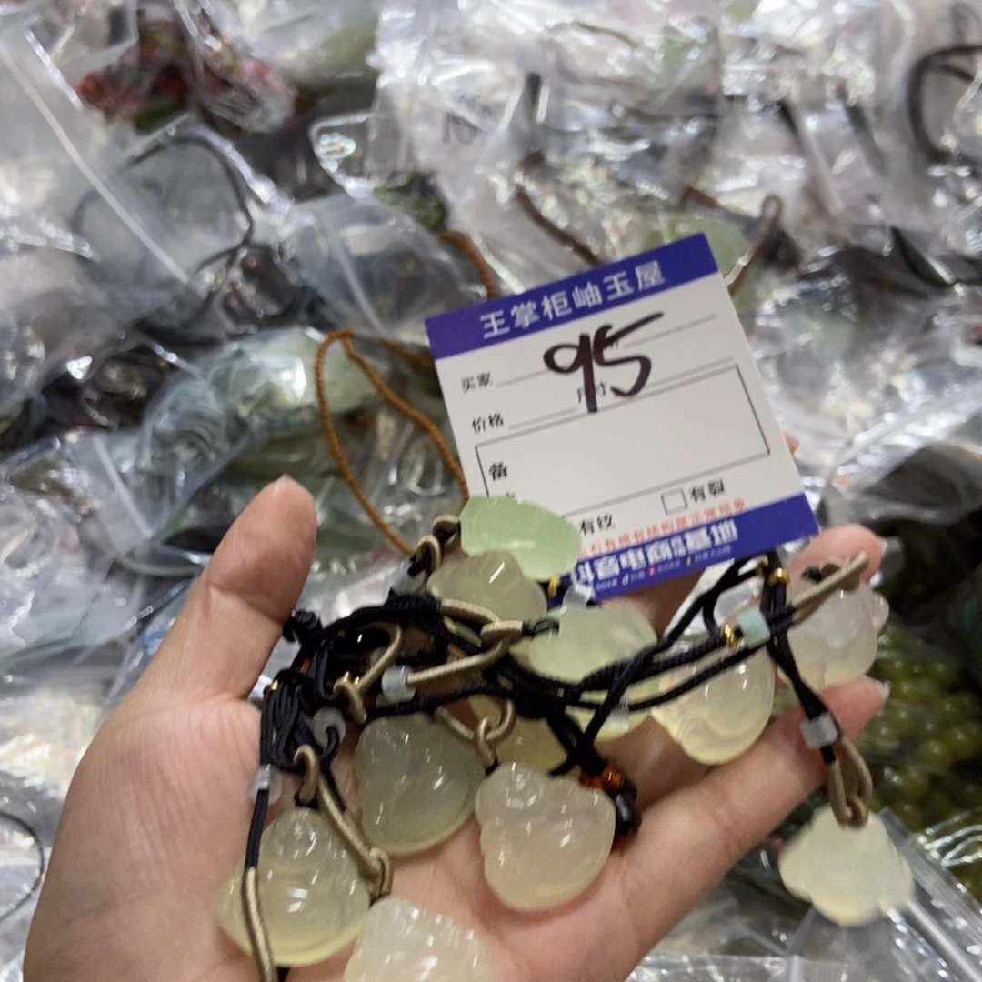 岫玉未镶嵌手镯手镯多样性，发一个