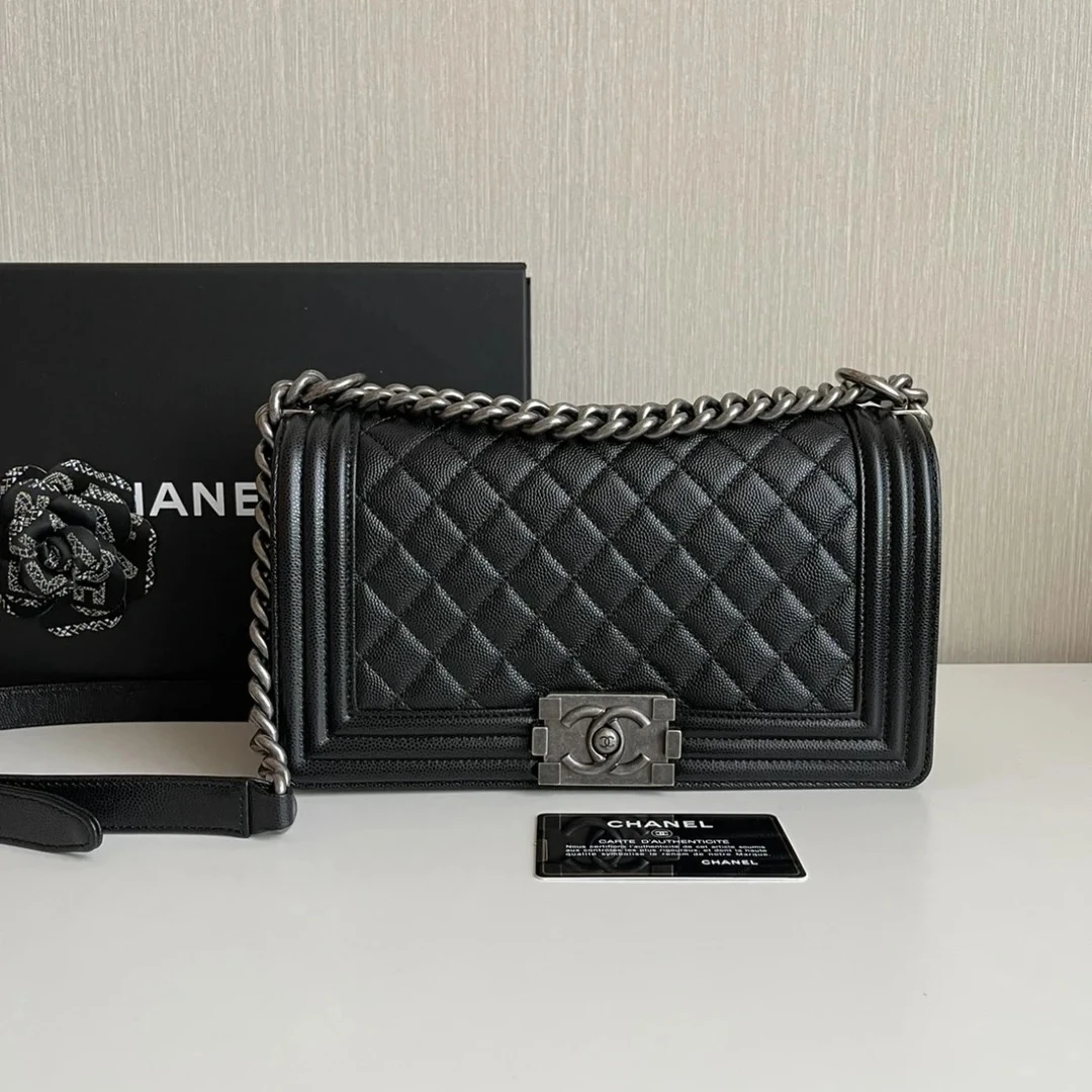 95新 Chanel/香奈儿 Chanel黑银中号荔枝纹leboy 25090034-06