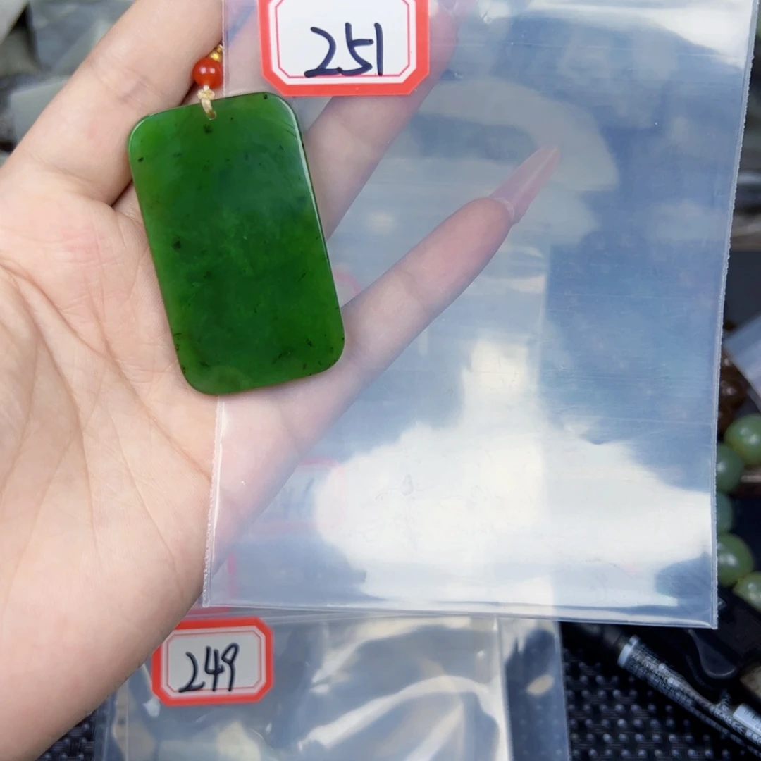 和田玉和田玉挂件未镶嵌