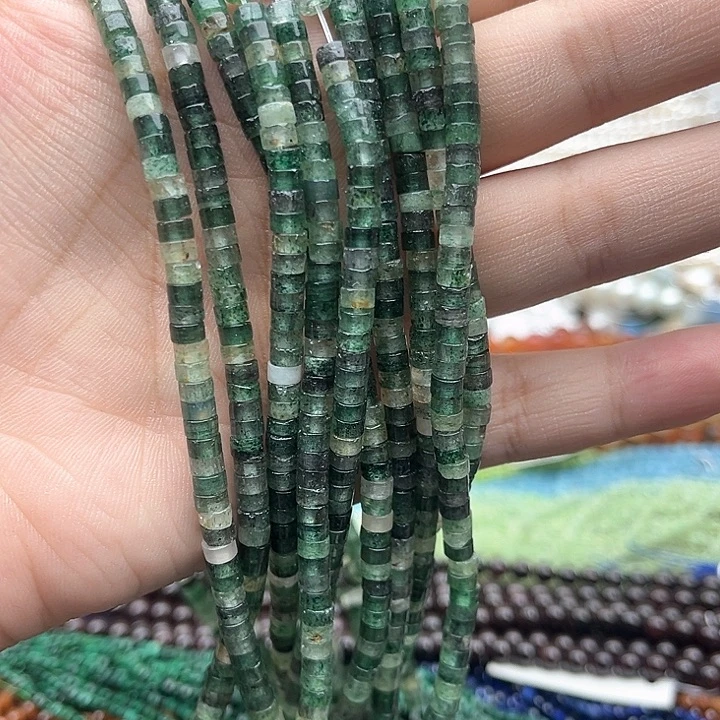 未镶嵌玛瑙/玉髓珠宝半成品一条4/2mm左右绿草莓晶直切