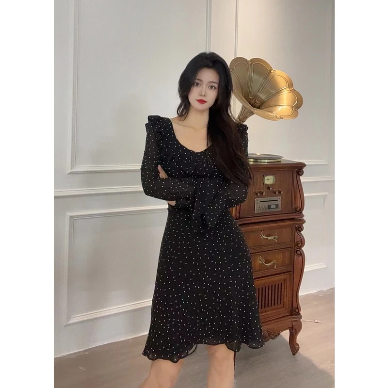 【点点星辰短款】法式赫本风气质斜裁显瘦遮肉小点点方领连衣裙大码