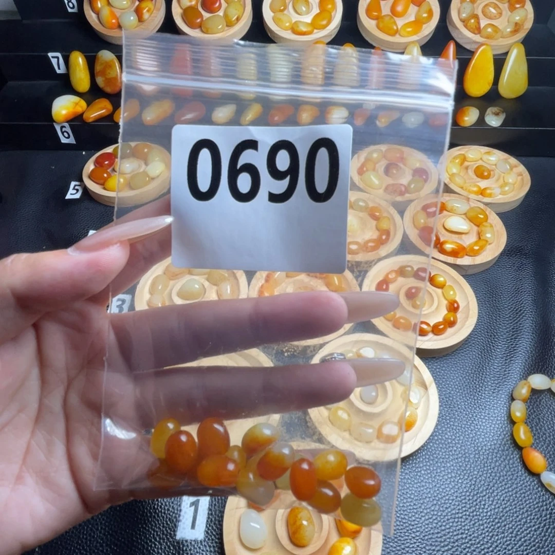 一***间手串未镶嵌和田玉