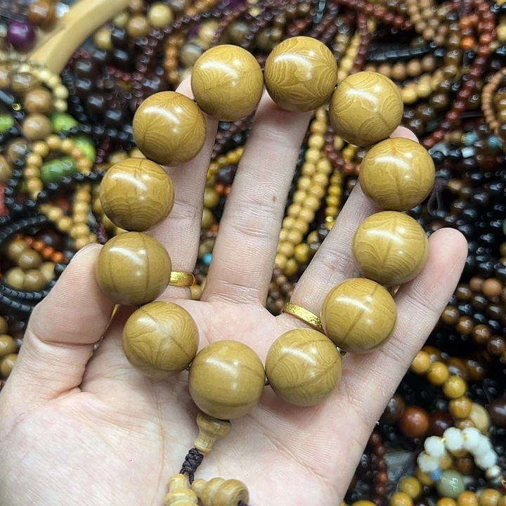 维腊木（绿檀）无事牌