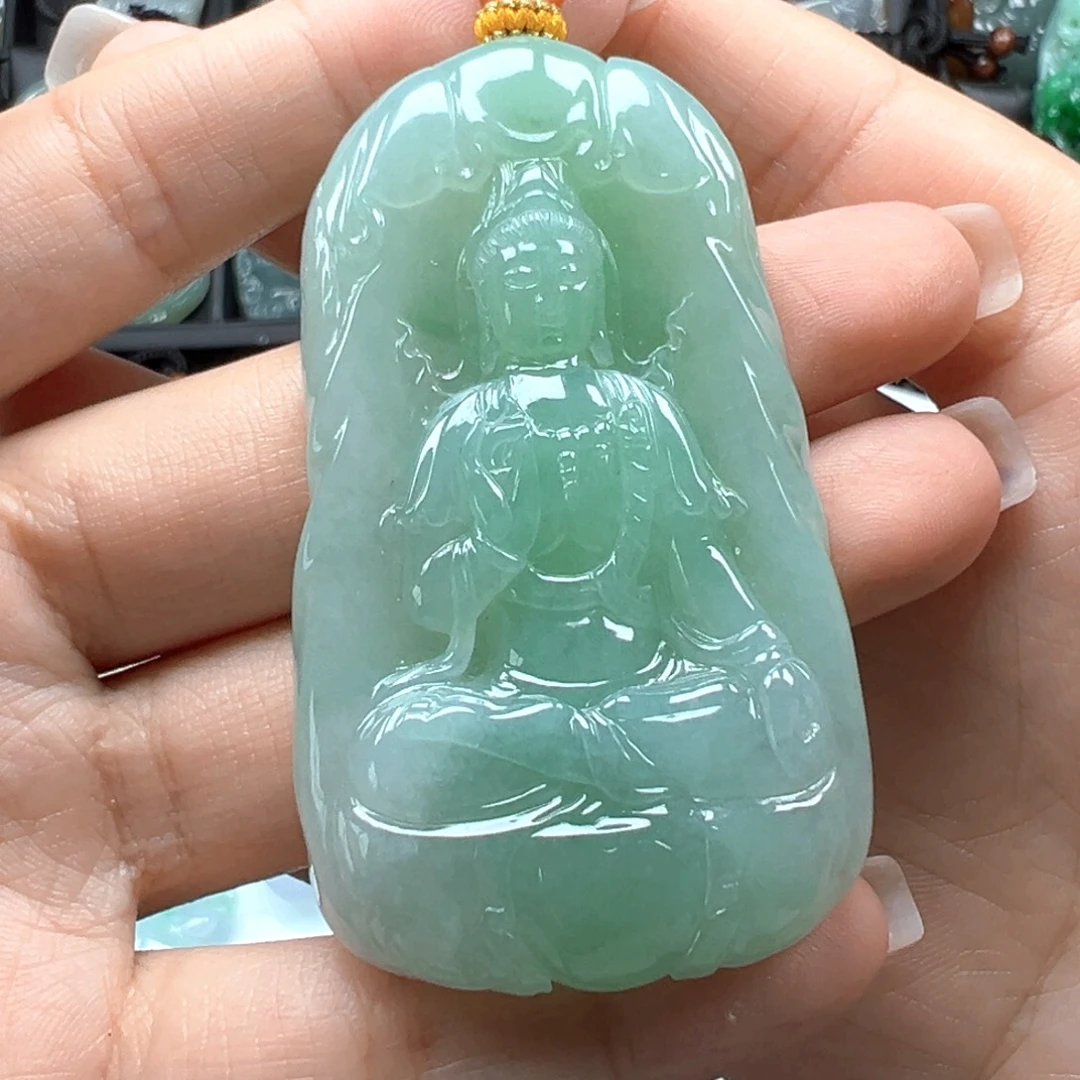 翡翠未镶嵌颈饰观音
