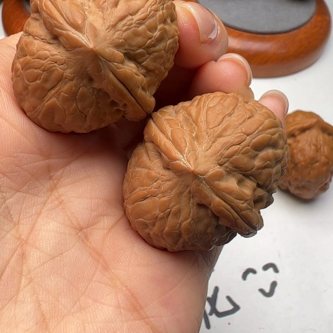 文玩核桃吊坠舍利子36全品