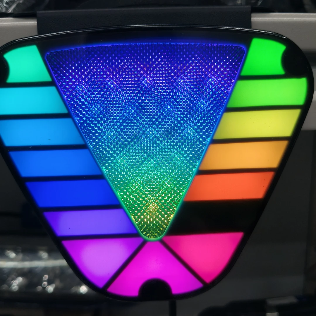 新款货车12V24V炫彩高亮防水LED后雾灯刹车行车爆闪警示防追尾灯