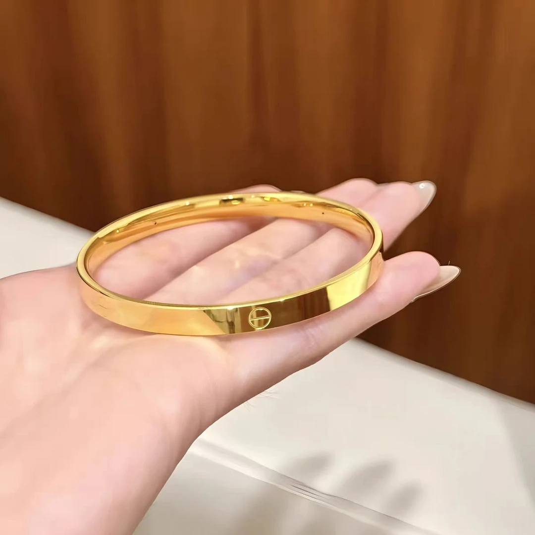 镀K金 卡家手镯女款爆款轻奢小众高级感光面手镯 金店同款