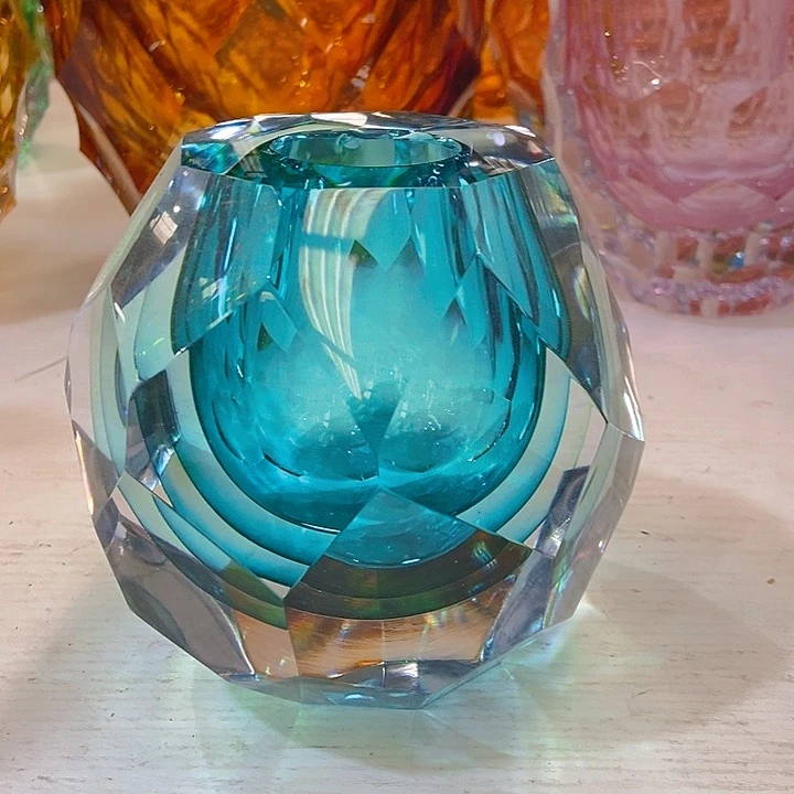 琉璃高度13厘米水晶琉璃香薰花瓶