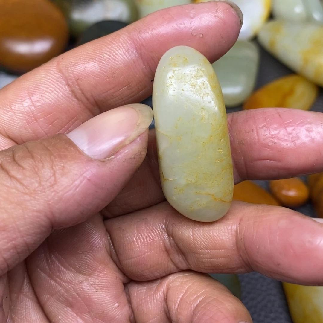 和田玉（糖玉）挂件未镶嵌