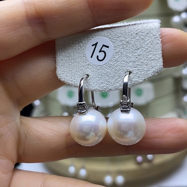 银S925镶嵌淡水珍珠耳饰@****?