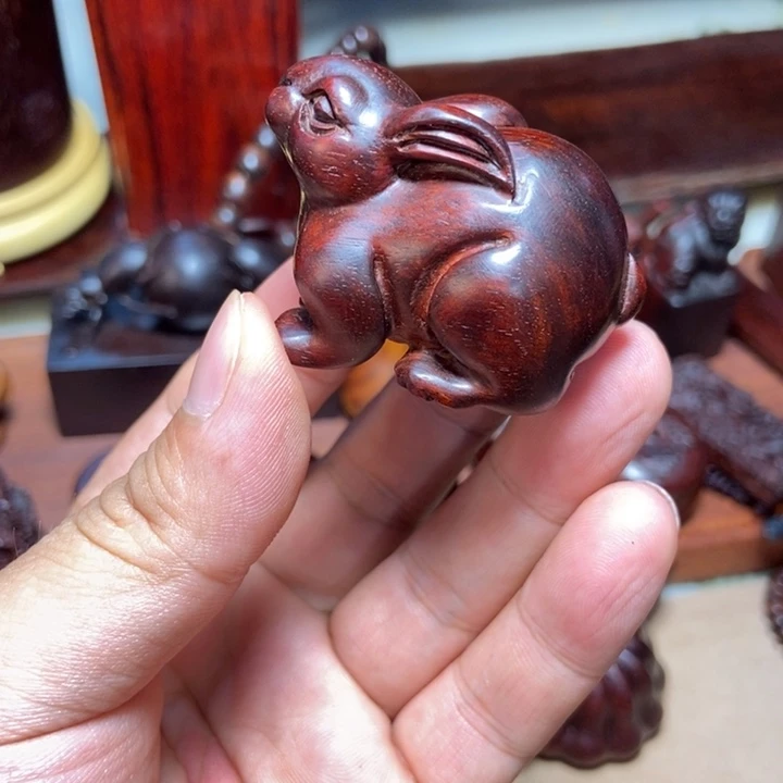 檀香紫檀（小叶紫檀）兔子