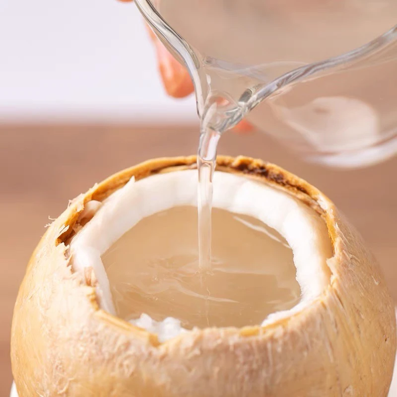 泰国丹嫩沙多椰皇椰子/椰青6/9颗装单果350-700g/颗【京东包邮】