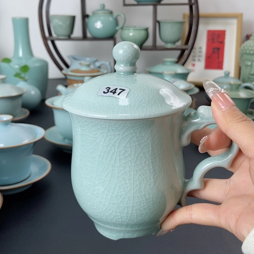 粉青釉龙把办公杯347号微瑕