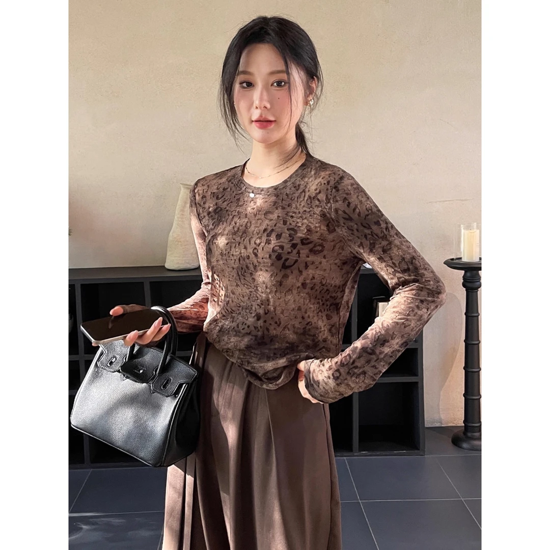 复古豹纹圆领打底衫女2025新款秋季外穿晕染长袖t恤内搭上衣减龄