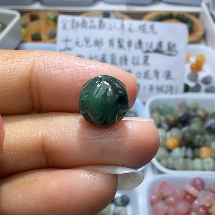 和田玉未镶嵌珠宝奇石